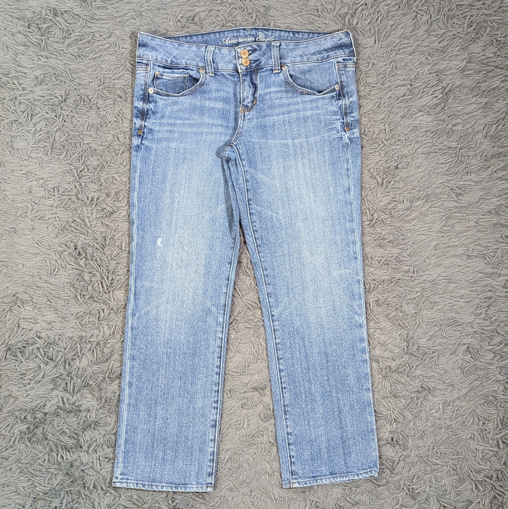 American Eagle Jeans Women's 10 Light Wash Artist Crop Stretch Denim